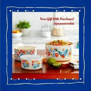 SOLD Pioneer Woman, MAZIE CERAMIC NESTING BOWLS With lids. 6 PC. Set. NIB